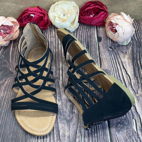 Journee Collection Black Faux Nubuck Hanni Sandals - Picture 3 of 8